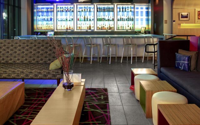 Aloft San Antonio Airport