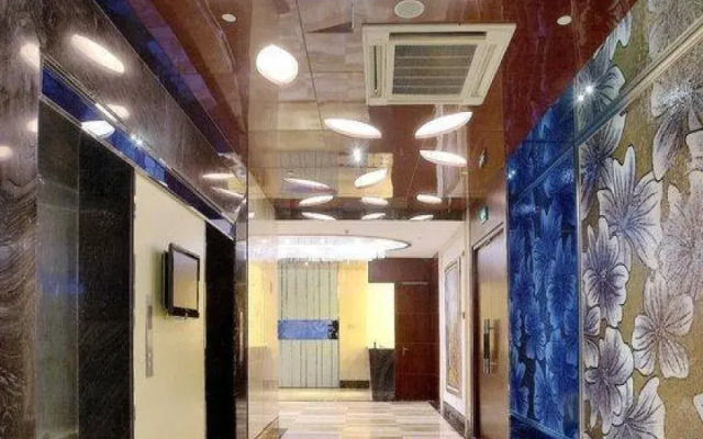 Xiong Zhen Hotel