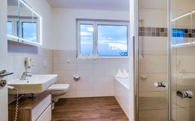 Luxuriose Ferienwohnung am Stormthaler See