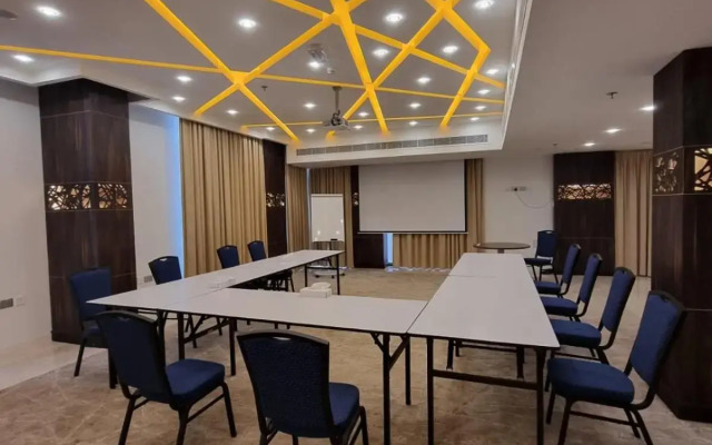 Muscat Gate Hotel