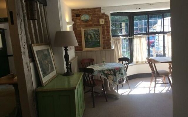 The Old Vine Inn