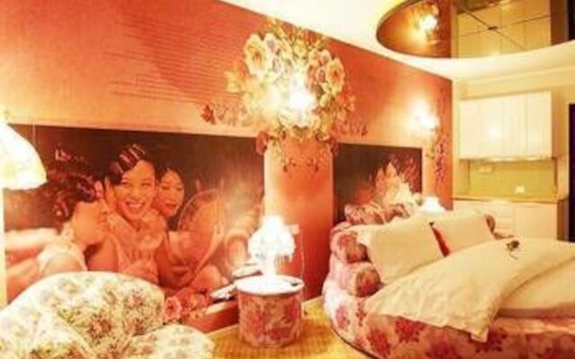 Love Theme Hotel - Shanghai Yuyuan Garden Branch