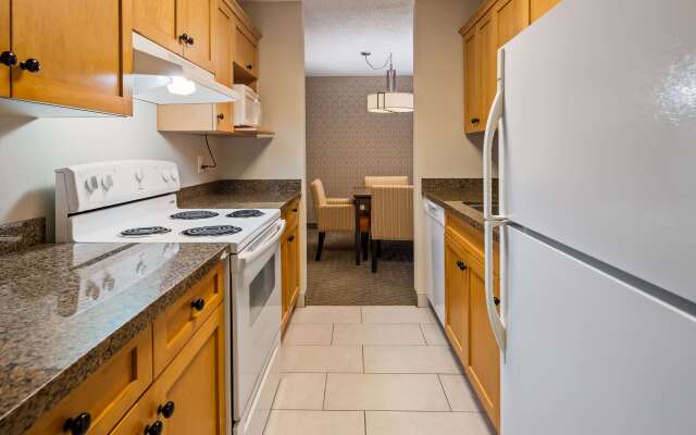 Best Western Plus Country Meadows Inn