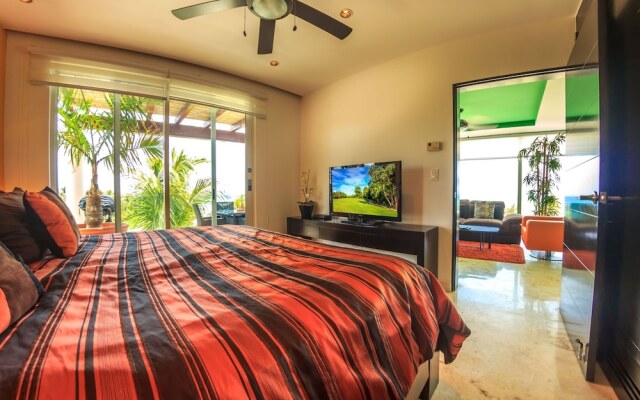 Elements Penthouse 1 2 Bedroom Condo by RedAwning