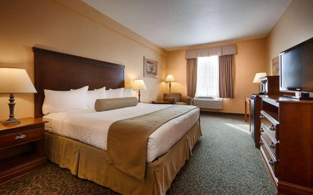 Best Western Plus Executive Hotel & Suites