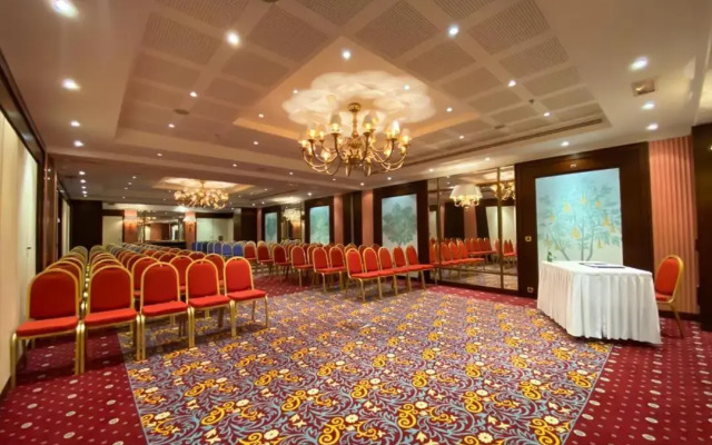Royal Hotel Oran - MGallery by Sofitel