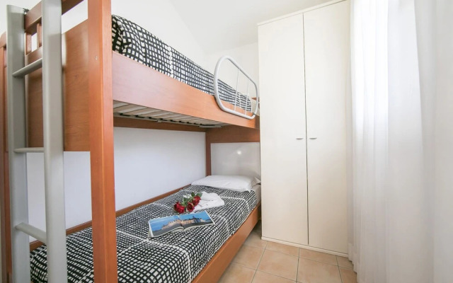 Porto Letizia Viola 7