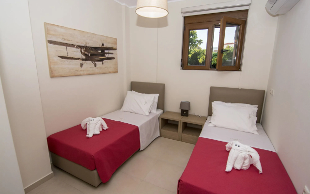 Cretan Vineyard Hill Villa Private Pool, Panoramic View, Beautiful Vineyard