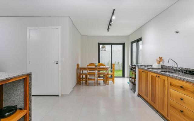 Bela casa duplex c/churrasq no Campeche RFG961