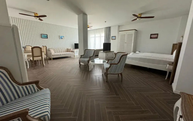 Ocean View Apartments - Ocean View