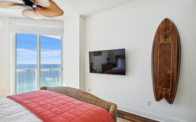 Silver Beach 1702e 3 Bedroom Condo by RedAwning