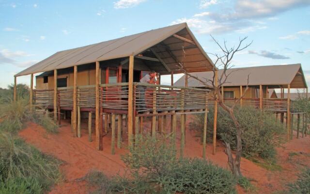 Intu Africa / Suricate Tented Lodge