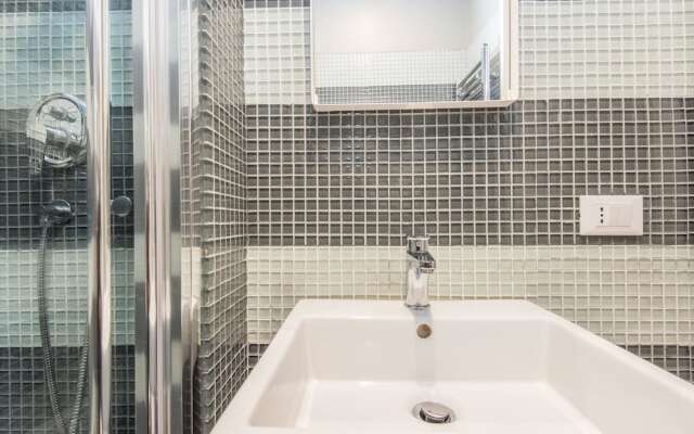 RSH Trastevere Bright Enchanting Apartment