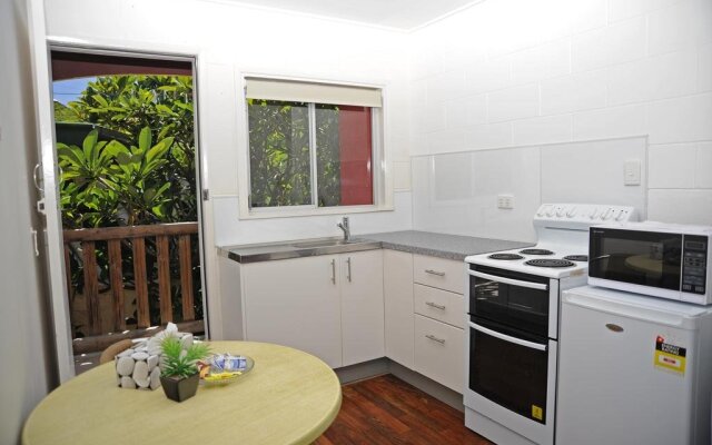 Colonial Court Holiday Apartments