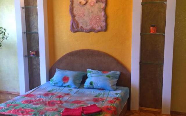 Apartment on Hrushevskoho 28