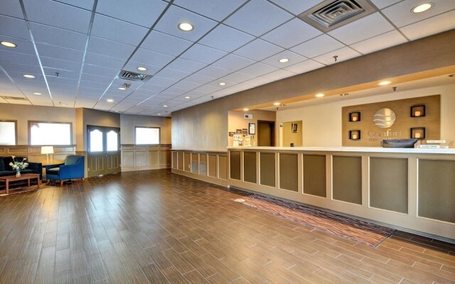 Comfort Inn & Suites