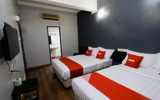 OYO 89578 Dung Fang Hotel No. 1 Sibu