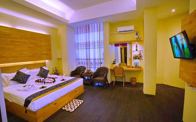 Relax Mandalay Hotel