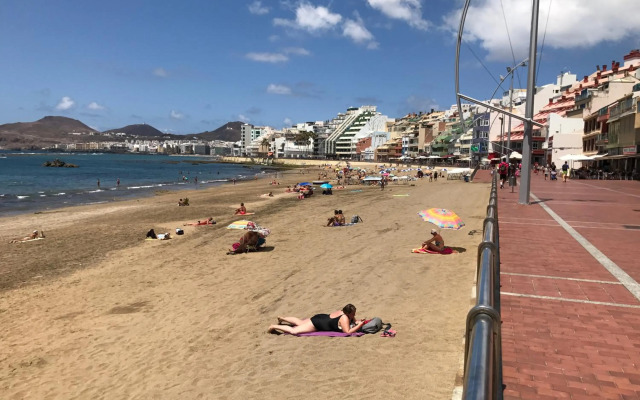 Costa Lairaga Suite junto a Canteras