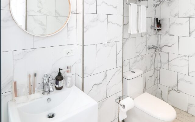 Slow Town Hotel - Reel