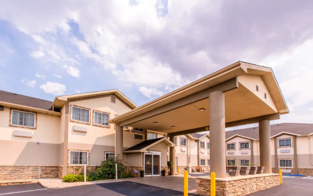 Quality Inn & Suites University
