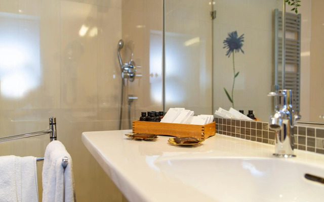 Hotel Avance