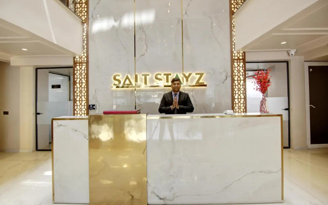 Saltstayz Premier - Near Golf Course Road & Sector 57
