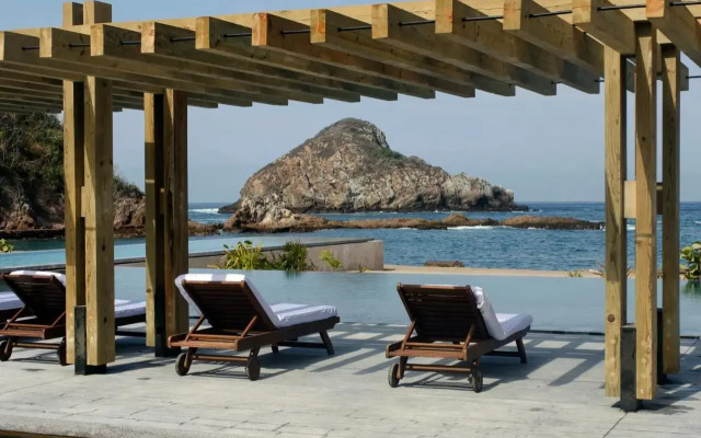 El Careyes Beach Resort