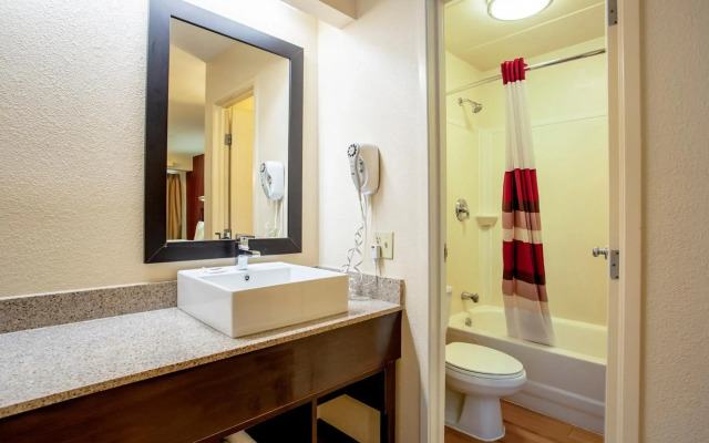 Red Roof Inn PLUS+ Pittsburgh East - Monroeville