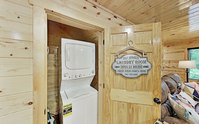 Lakpow45 3 Bedroom Cabin