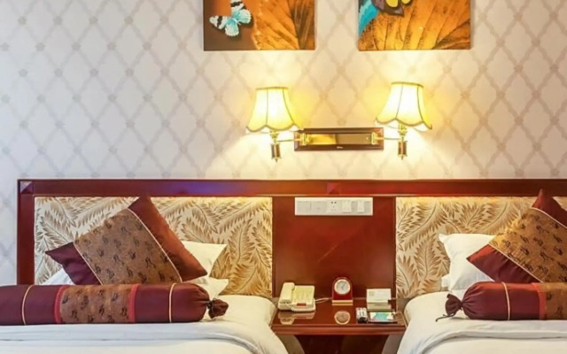 Xiamen Huaqiao Hotel