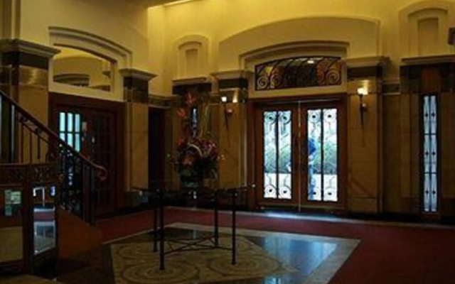 Rich Garden Hotel