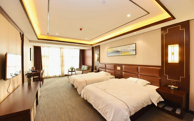 Shangpin Crystal Hotel (Hefei Fubang Plaza)