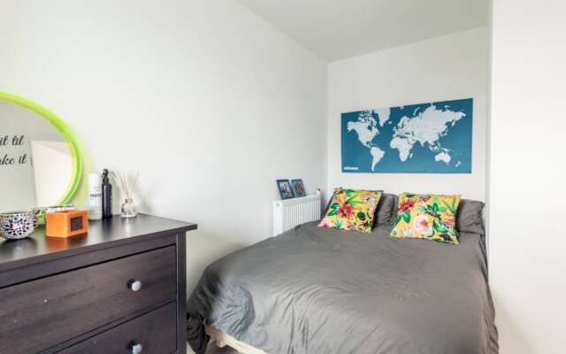 Modern 2 Bedroom Flat in Zone 1