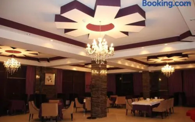 Park Hotel