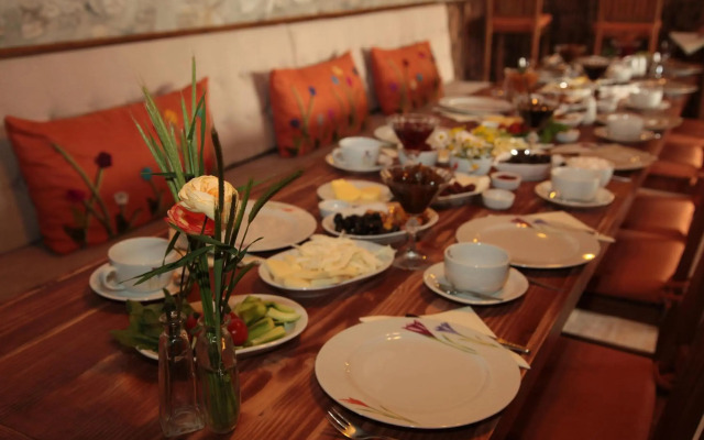 Dadibra Konak