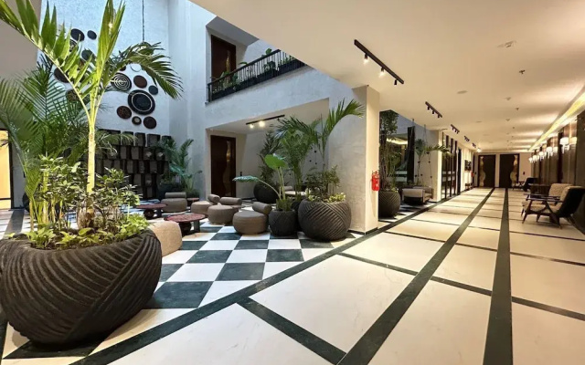 Omaya Suites