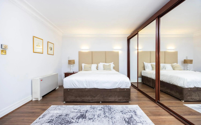 Carlton Court - Mayfair