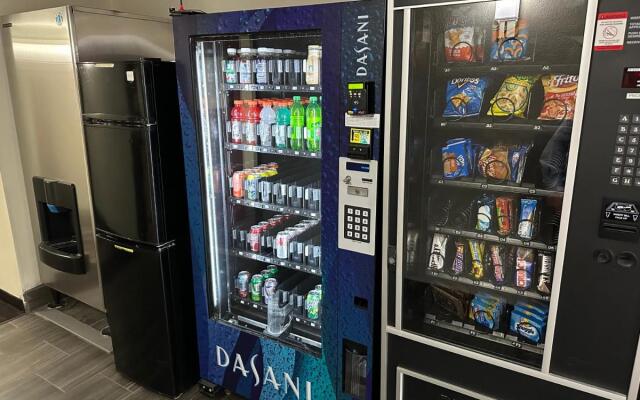 Super 8 By Wyndham Belleville