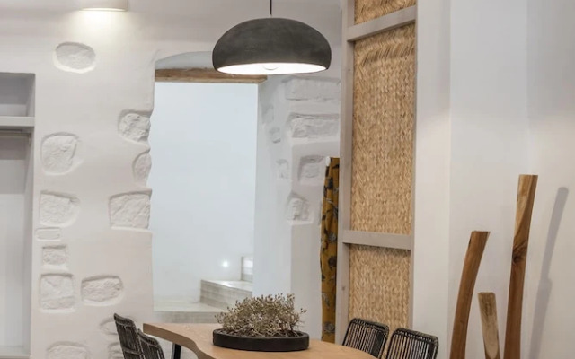 Aphrodite Luxury Apartment