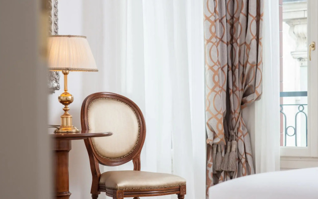 San Teodoro Palace Luxury Apartments