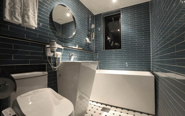 No 25 Signature Centum