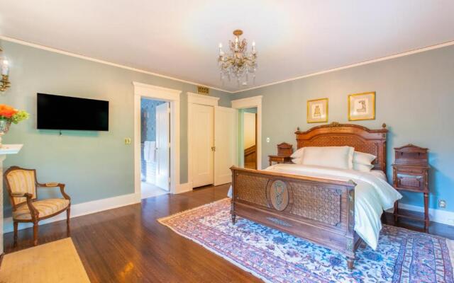 Martha's Bed and Breakfast