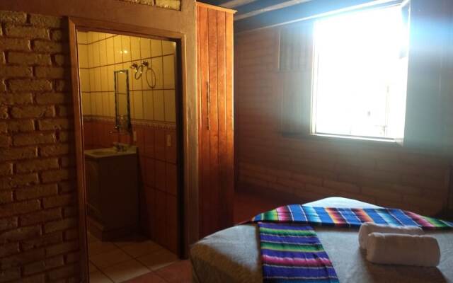 La Joya De Tuito Bed & Breakfast