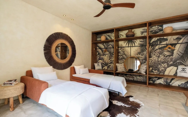 Villa Dreamer by Villa Finder