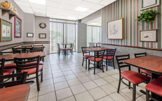 Days Inn By Wyndham Amarillo East