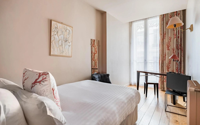 Globe et Cecil Hôtel