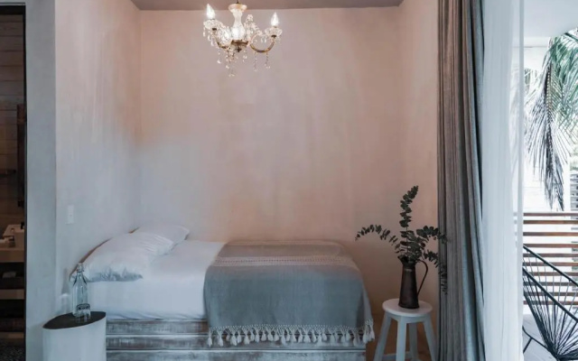 Lula Tulum, a Small Luxury Hotel