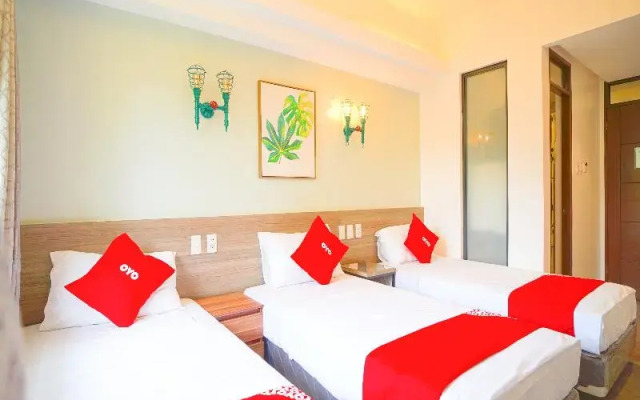 The Greenhive Hotel by OYO Rooms