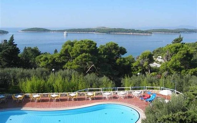 Pharos Hvar Bayhill Hotel